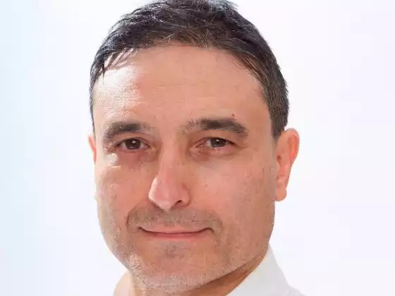 David Hollander,
Health & Wellness
Expert at ชุดเดินทางโยคะ